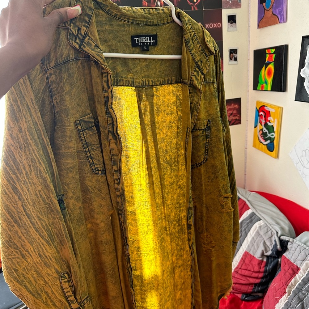 Yellow gold Shaw